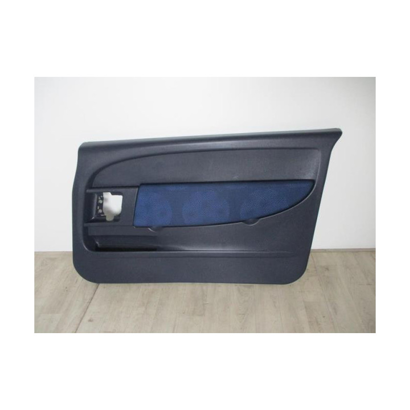 Panneau de porte avant droit PEUGEOT 1007 d’occasion