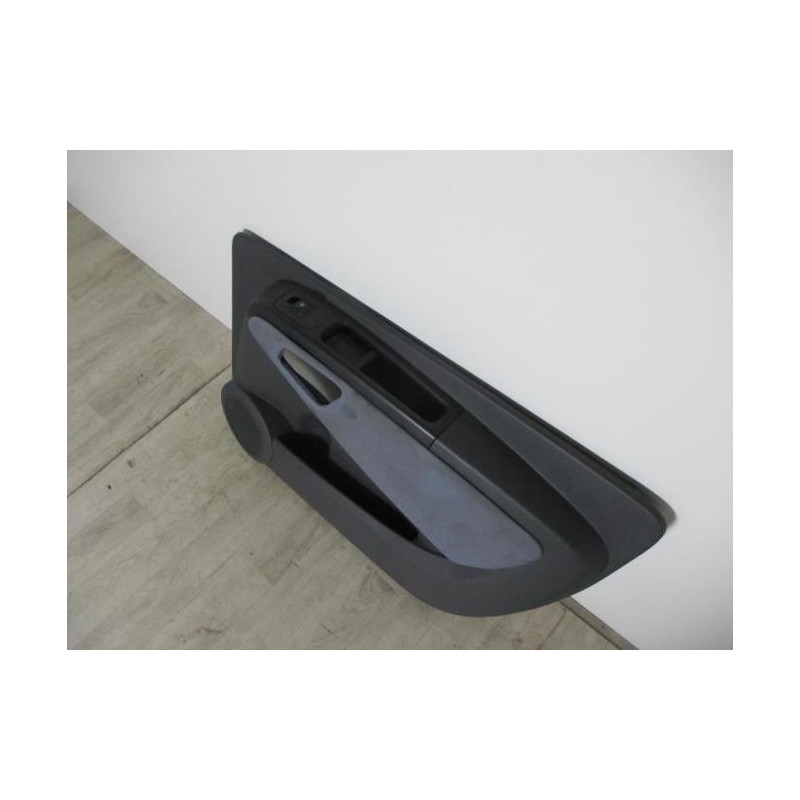 Panneau de porte avant droit PEUGEOT BIPPER d’occasion