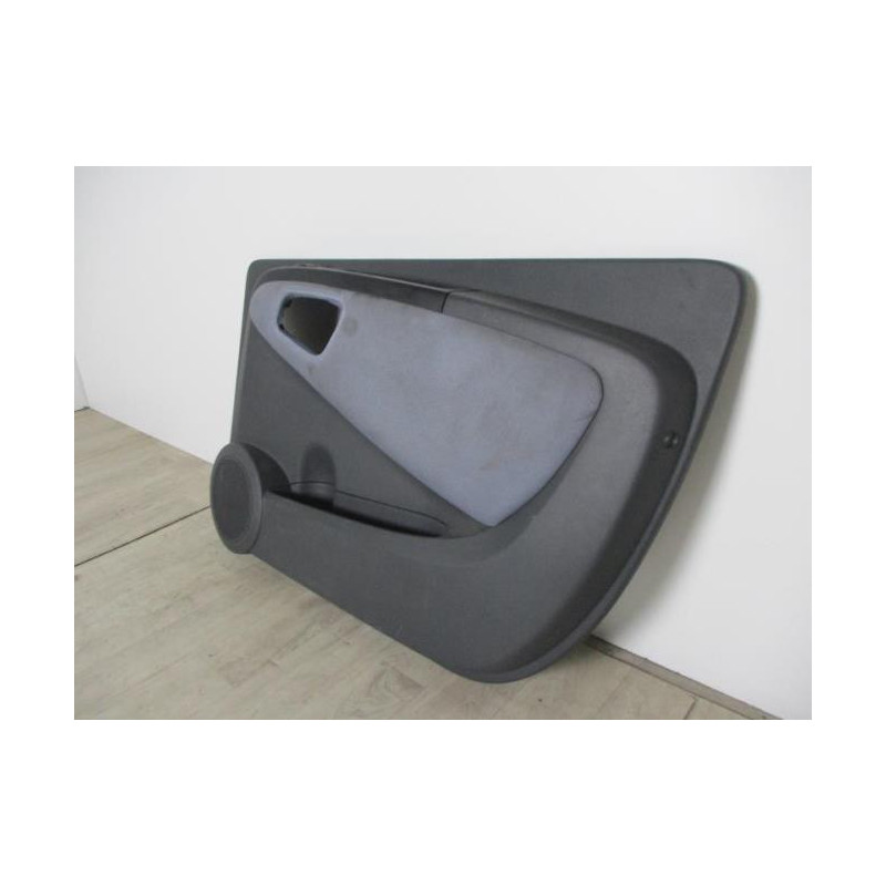 Panneau de porte avant droit PEUGEOT BIPPER d’occasion
