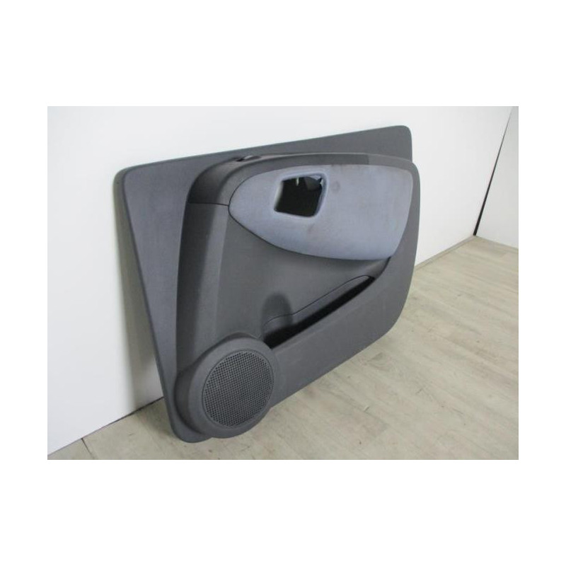 Panneau de porte avant droit PEUGEOT BIPPER d’occasion