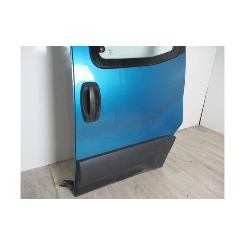 Porte laterale gauche PEUGEOT BIPPER d’occasion