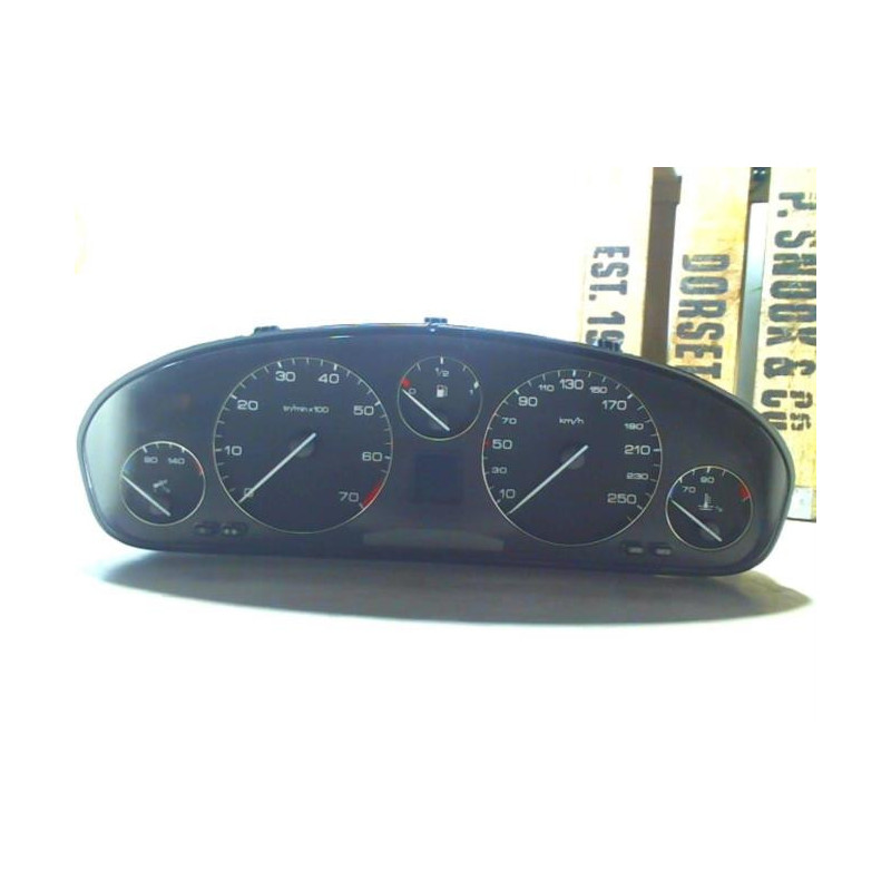 Compteur PEUGEOT 607 PHASE 1 d’occasion