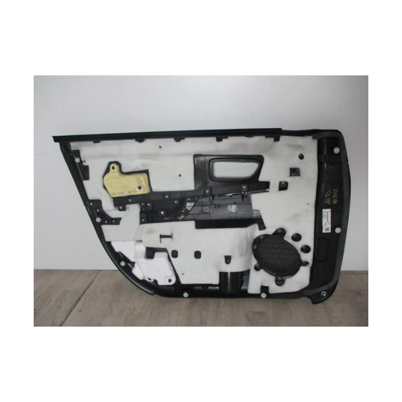 Panneau de porte avant droit MAZDA 3 1 PHASE 2 d’occasion