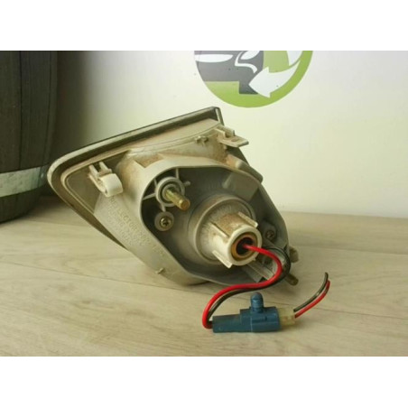 Anti brouillard arriere droit SUZUKI LIANA d’occasion