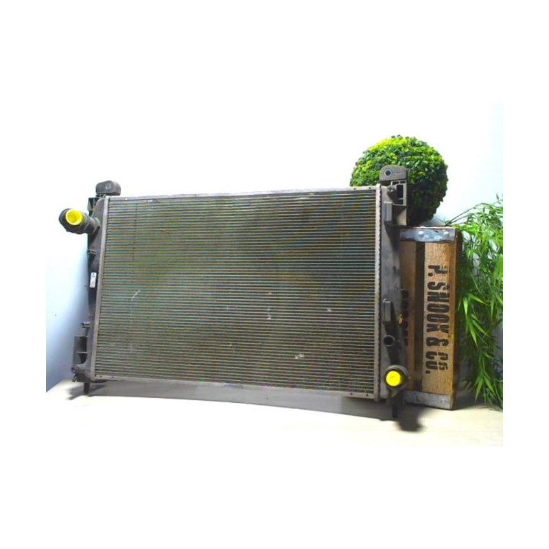 Radiateur eau FIAT GRANDE PUNTO d’occasion