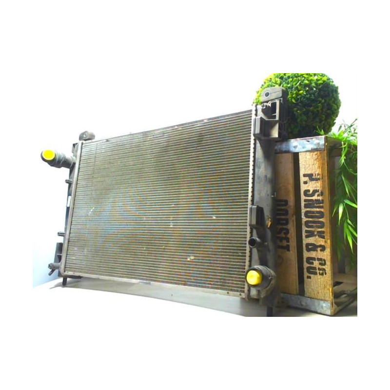 Radiateur eau FIAT GRANDE PUNTO d’occasion