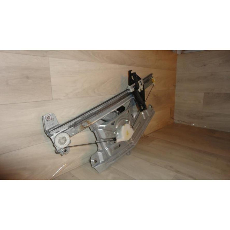 Leve vitre electrique avant gauche HONDA CIVIC 8 PHASE 1 d’occasion