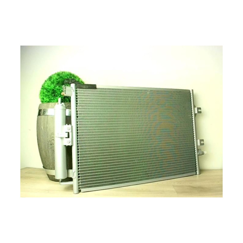 Condenseur de clim RENAULT CLIO 2 PHASE 2 d’occasion