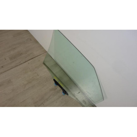 Vitre arriere droit HONDA CIVIC 8 PHASE 1 d’occasion