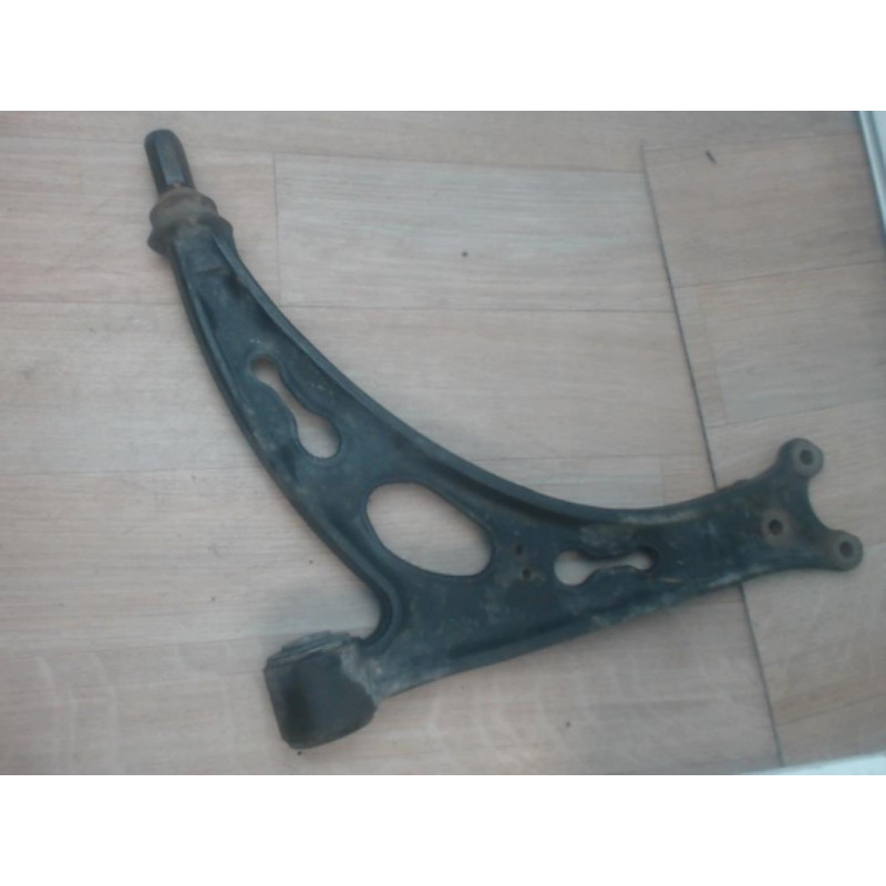 Triangle avant gauche VOLKSWAGEN TOURAN PHASE 1 d’occasion