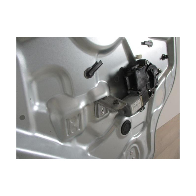 Leve vitre electrique arriere gauche HYUNDAI I 30 1 PHASE 2 BREAK d’occasion