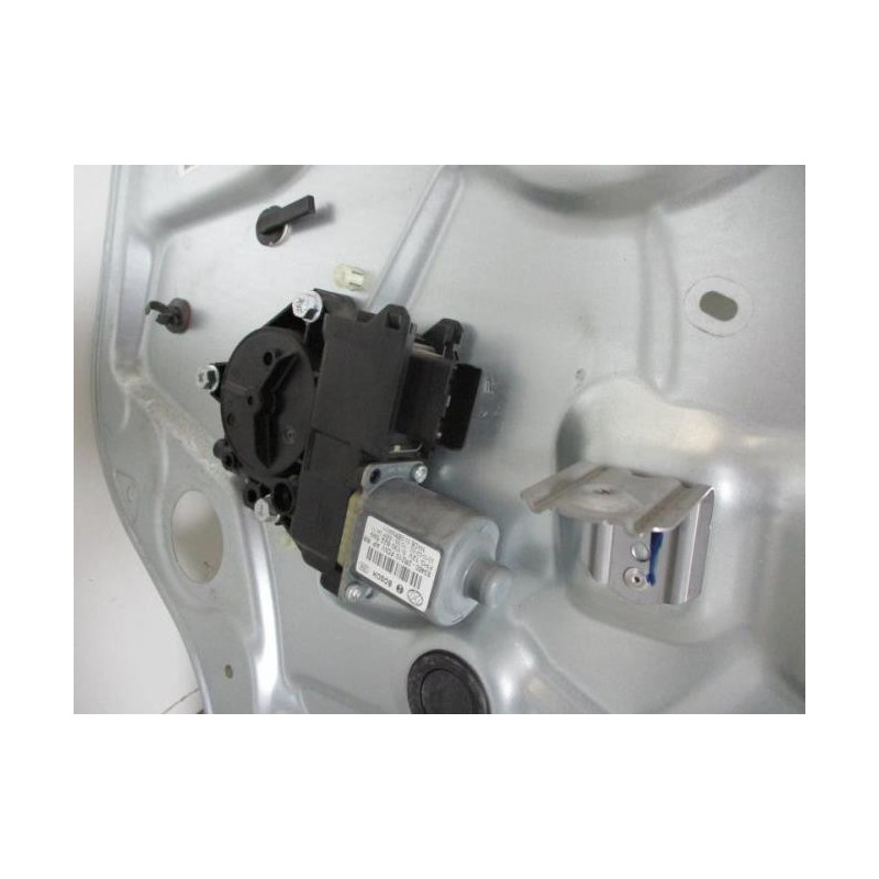 Leve vitre electrique arriere droit HYUNDAI I 30 1 PHASE 2 BREAK d’occasion