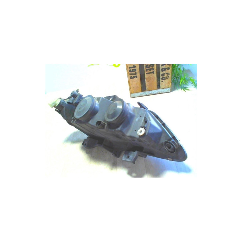 Optique avant principal gauche (feux)(phare) RENAULT LAGUNA 1 PHASE 2 d’occasion