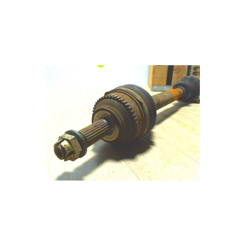 Cardan gauche (transmission) RENAULT MEGANE 1 PHASE 2 d’occasion