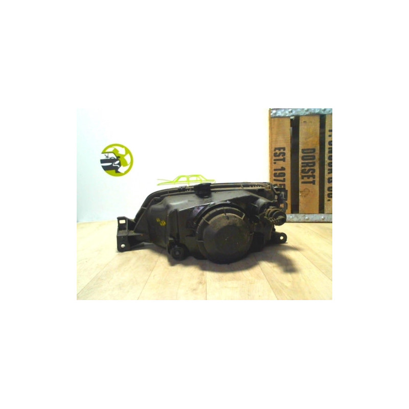 Optique avant principal droit (feux)(phare) RENAULT CLIO 1 PHASE 1 d’occasion