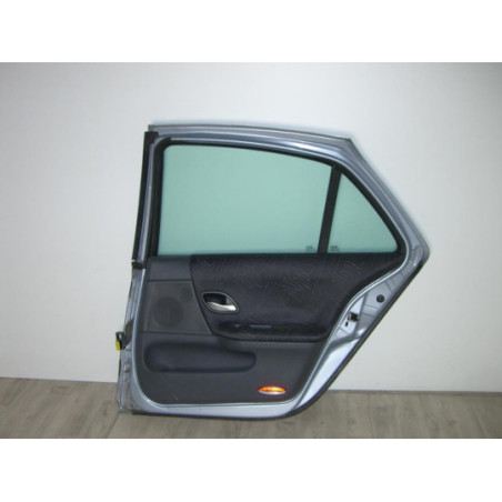 Porte arriere droit RENAULT LAGUNA 2 PHASE 1 d’occasion