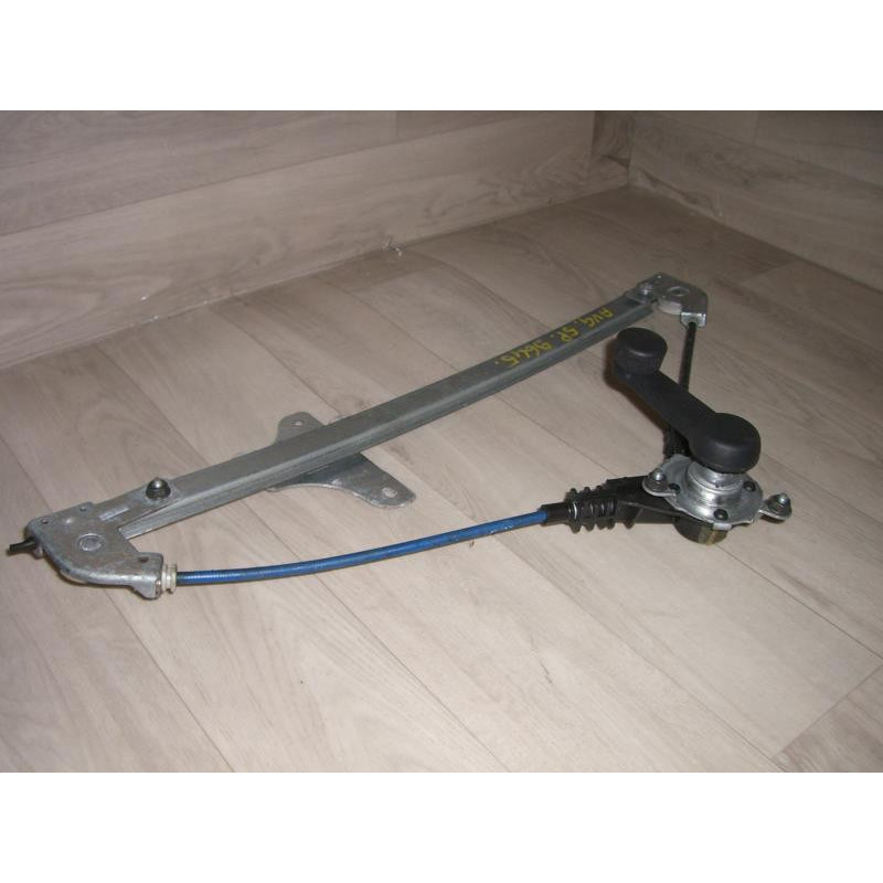 Leve vitre mecanique avant gauche OPEL AGILA A d’occasion