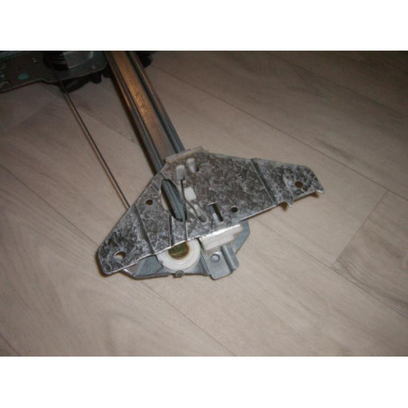 Leve vitre electrique arriere droit PEUGEOT 307 PHASE 1 d’occasion