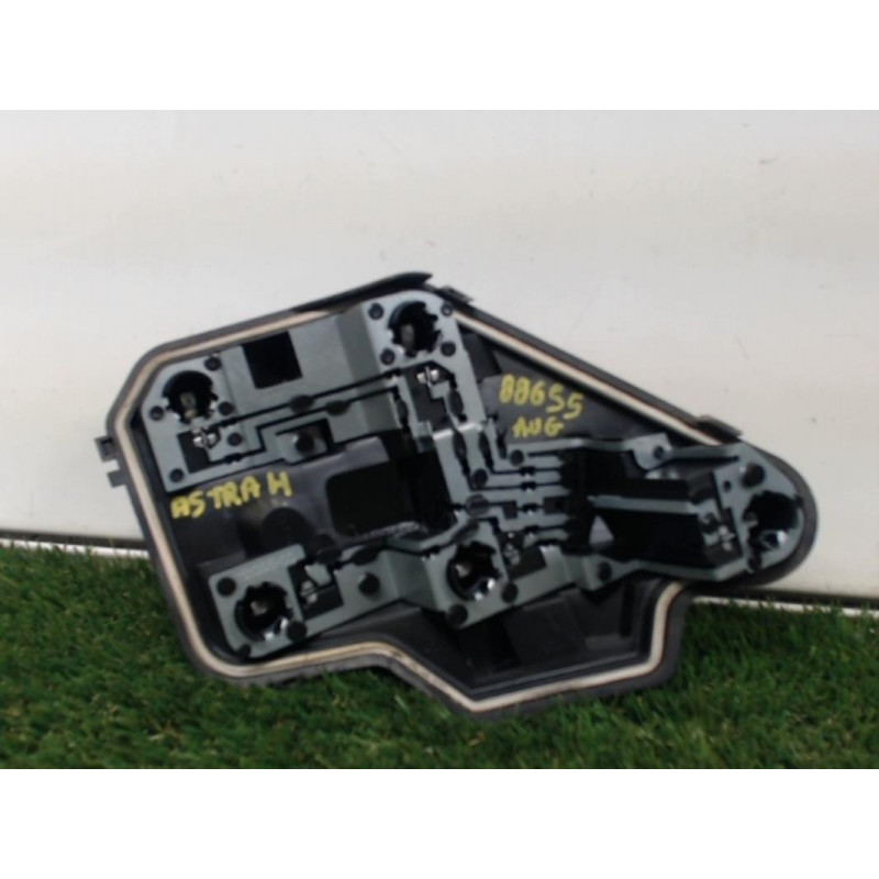 Platine feu arriere gauche OPEL ASTRA (H) d’occasion