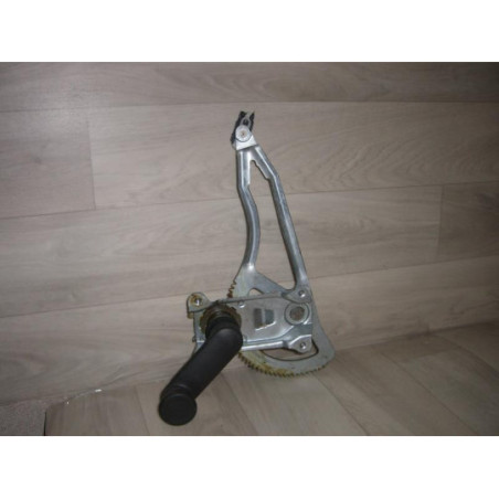 Leve vitre mecanique arriere gauche OPEL ASTRA G BREAK d’occasion