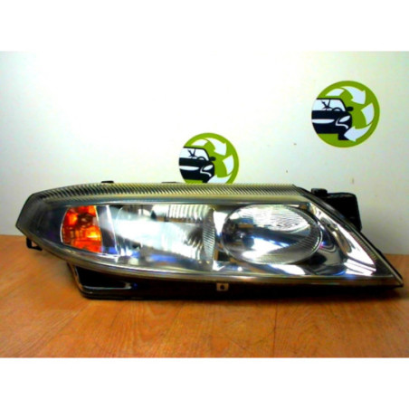 Optique avant principal droit (feux)(phare) RENAULT LAGUNA 2 PHASE 2 d’occasion