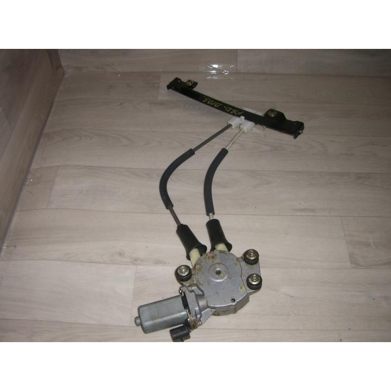 Leve vitre electrique arriere droit ALFA ROMEO 147 PHASE 1 d’occasion