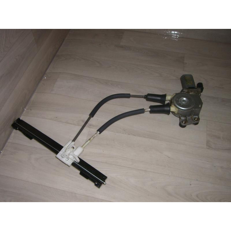 Leve vitre electrique arriere droit ALFA ROMEO 147 PHASE 1 d’occasion