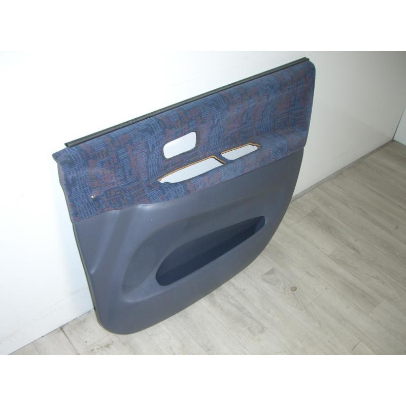 Panneau de porte avant droit TOYOTA PICNIC d’occasion