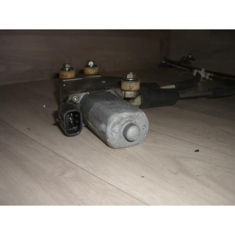 Leve vitre electrique arriere gauche ALFA ROMEO 147 PHASE 1 d’occasion