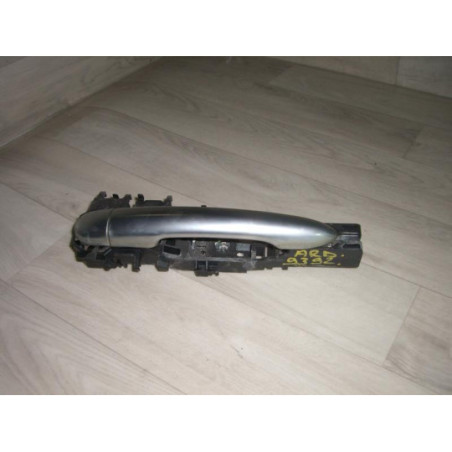 Poignee porte arriere droit RENAULT SCENIC 2 PHASE 1 d’occasion