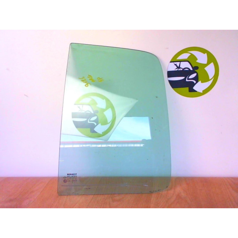 Custode arriere gauche (porte) RENAULT CLIO 2 PHASE 2 d’occasion