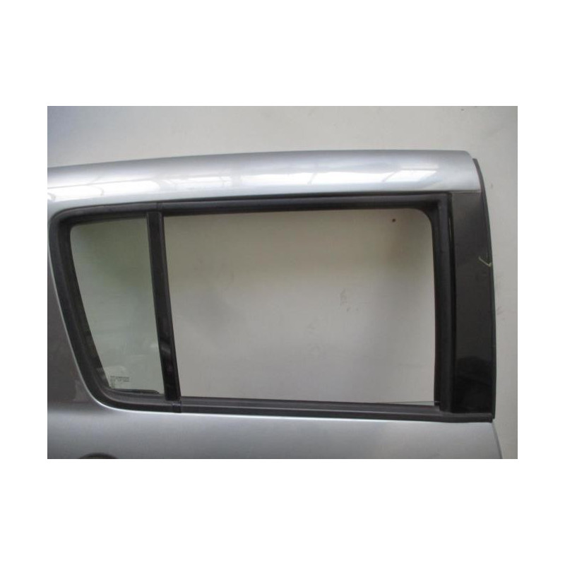 Porte arriere droit SUZUKI SWIFT 3 d’occasion