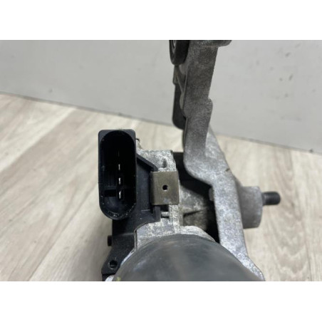 Moteur essuie glace avant droit FORD FOCUS 3 PHASE 1 BREAK d’occasion