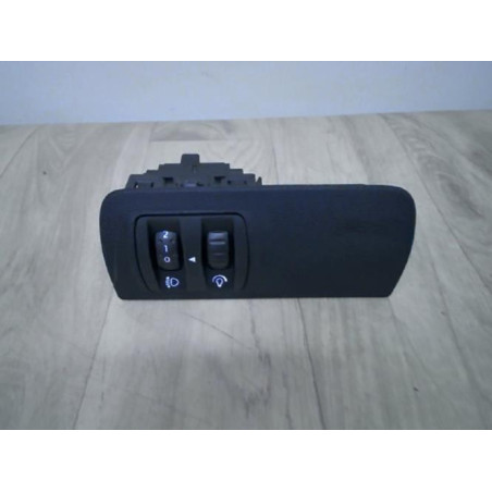Commodo phare RENAULT SCENIC 3 PHASE 1 d’occasion