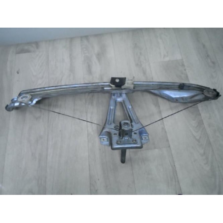 Leve vitre electrique arriere gauche RENAULT CLIO 3 PHASE 1 d’occasion