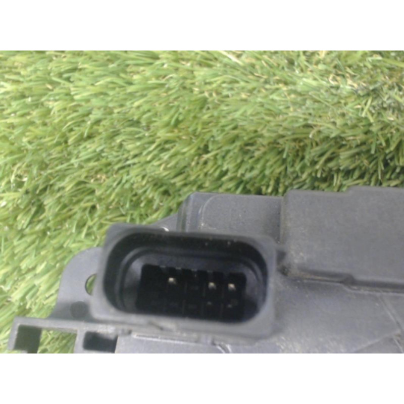 Serrure avant droit OPEL ASTRA (H) d’occasion