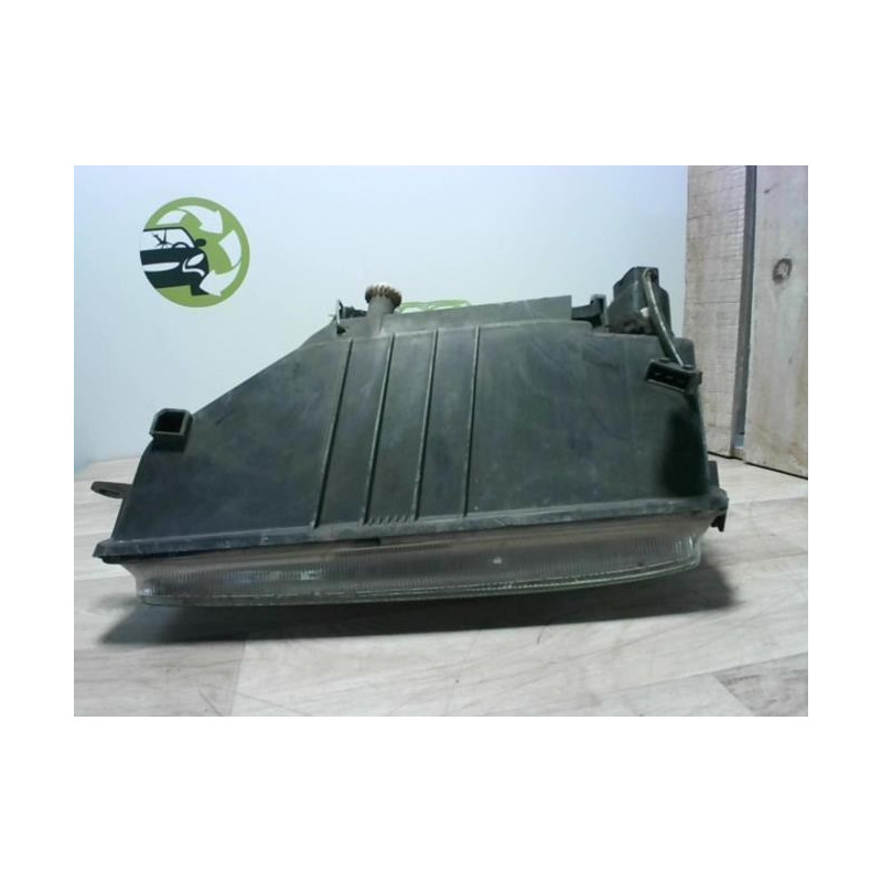 Optique avant principal droit (feux)(phare) SEAT TOLEDO 2 d’occasion