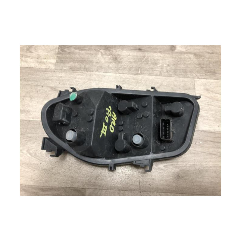 Platine feu arriere droit RENAULT  d’occasion