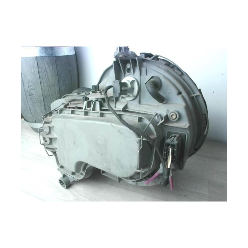 Optique avant principal droit (feux)(phare) MERCEDES CLASSE E 210 PHASE 1 d’occasion