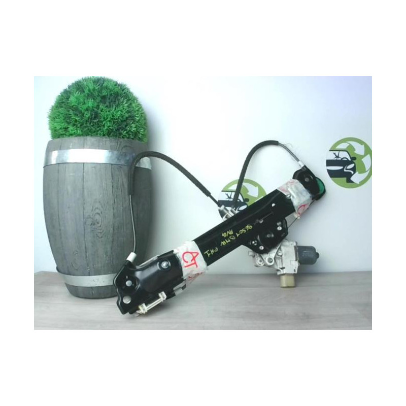 Leve vitre electrique avant gauche BMW SERIE 1 E87 PHASE 1 d’occasion