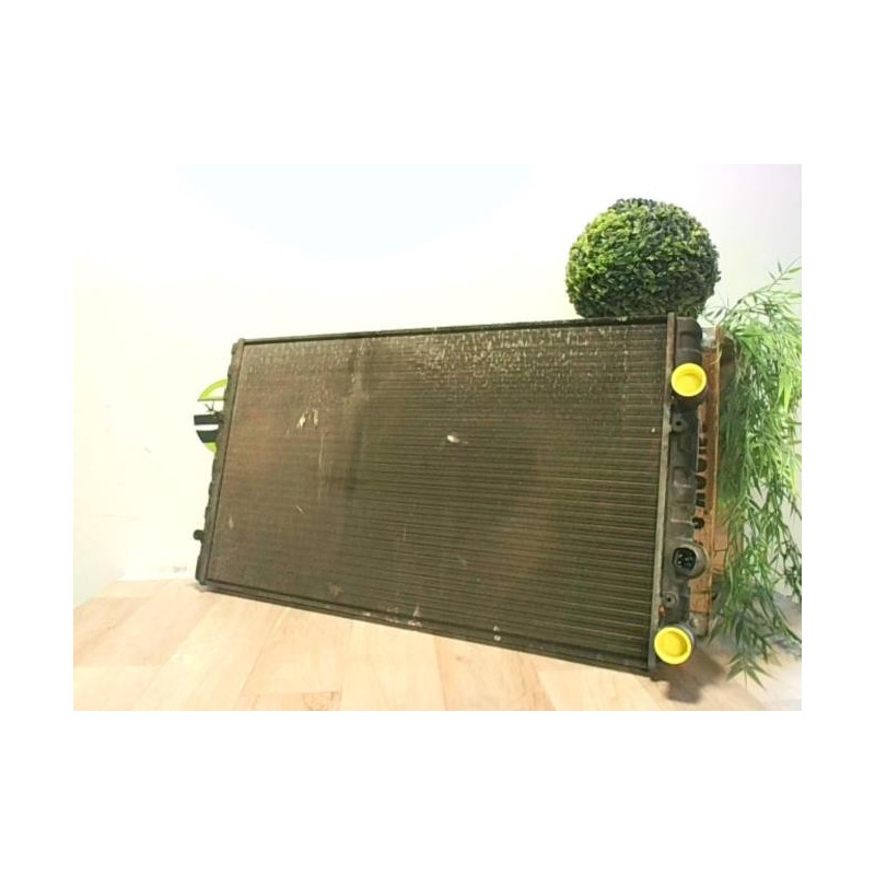 Radiateur eau VOLKSWAGEN POLO 3 PHASE 2 d’occasion