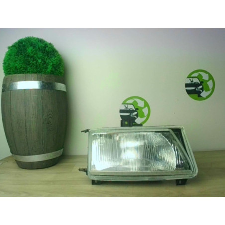 Optique avant principal droit (feux)(phare) SEAT IBIZA 2 PHASE 1 d’occasion