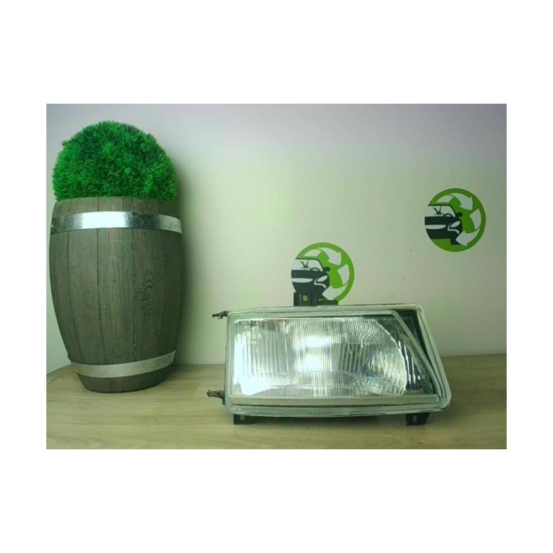 Optique avant principal droit (feux)(phare) SEAT IBIZA 2 PHASE 1 d’occasion