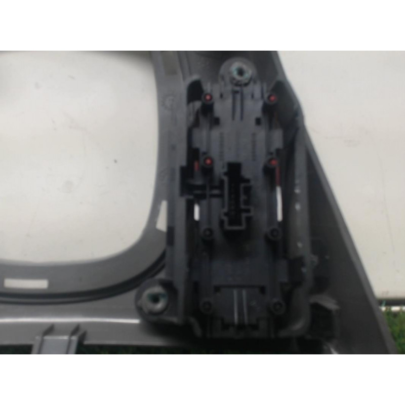 Bouton de warning RENAULT SCENIC II PHASE 2 d’occasion
