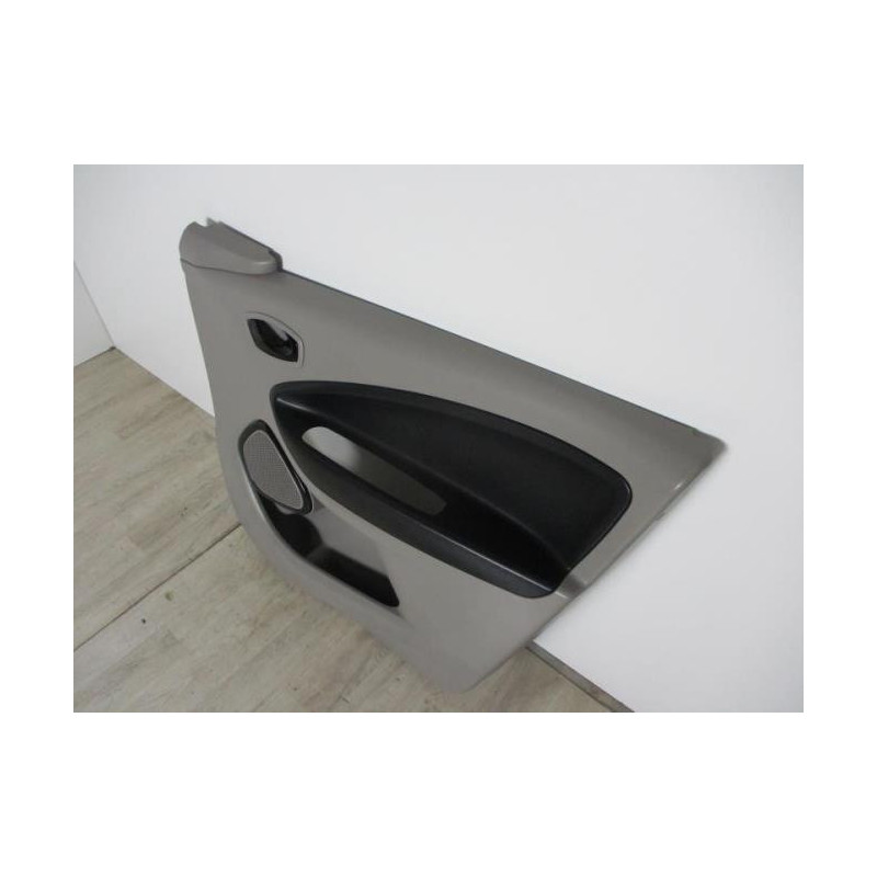 Panneau de porte avant droit RENAULT ZOE d’occasion