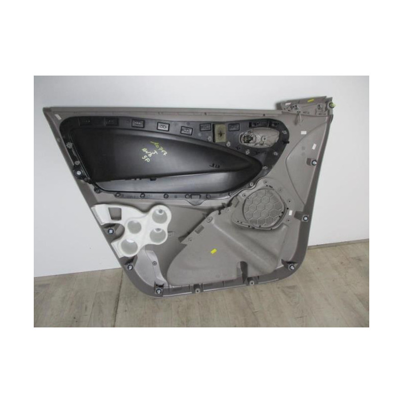 Panneau de porte avant droit RENAULT ZOE d’occasion