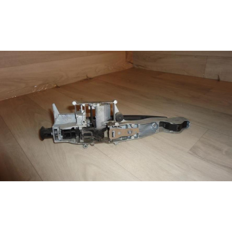 Poignee porte arriere gauche CITROEN C4 GRAND PICASSO 1 d’occasion