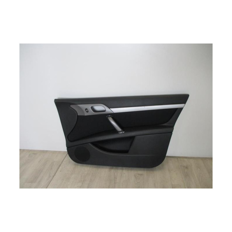 Panneau de porte avant droit PEUGEOT 407 PHASE 1 d’occasion