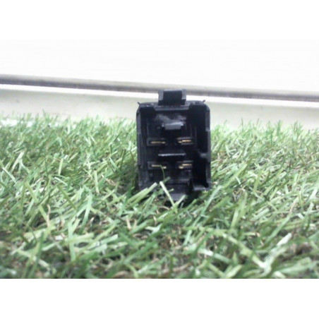 Bouton de warning VOLKSWAGEN GOLF V d’occasion