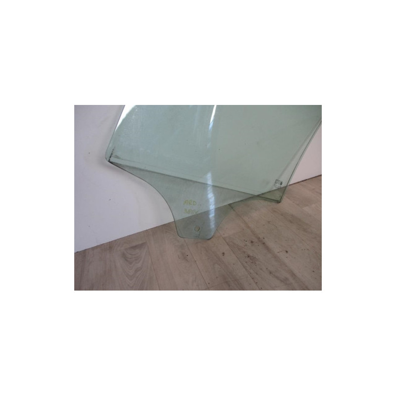 Vitre arriere droit OPEL CORSA D PHASE 1 d’occasion